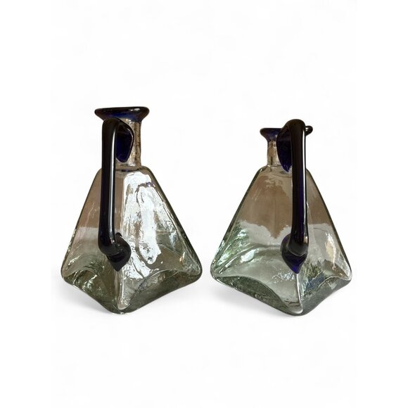 Vintage Glass Oil Vinegar Cruet Set Hand Blown Blue Rim Triangular Pitchers 2 Pc - Picture 4 of 6